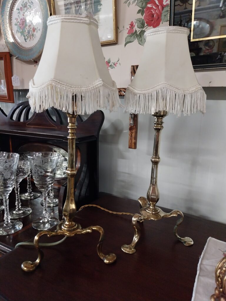 Edwardian Solid Brass Pullman Table Lamps circa 1910/20.
Retaining original features.