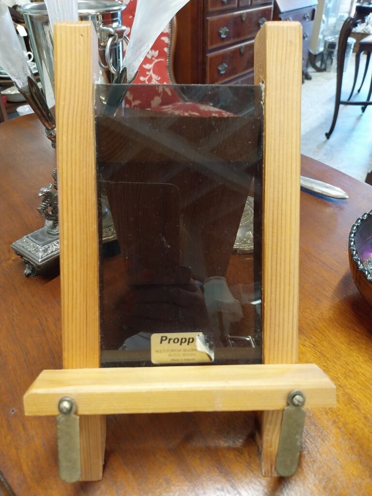 Vintage Irish Made Folding Book Stand. Measures 11" by 7" Very good unused condition. €17
