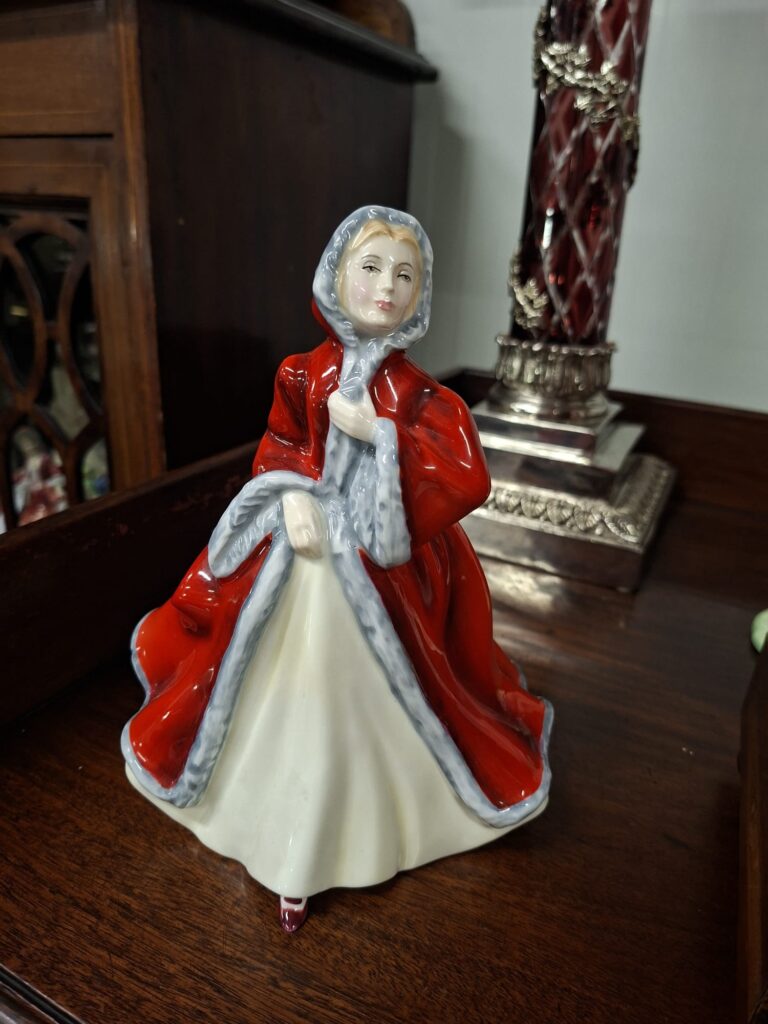 Royal Doulton figurine Rachel by Peter A Gee 
c.1980 8" high by 6" base €50